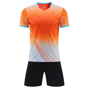 Maillot de football pour hommes de qualité supérieure, design personnalisé, sublimation, tissu respirant, 100% polyester, personnalisé avec le numéro du joueur - Product Image 2