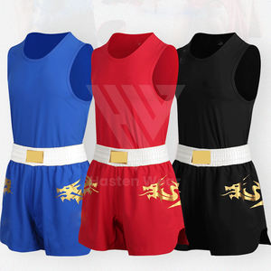 Ensemble de vêtements de boxe en polyester, haut et short, fabriqué au Pakistan, de haute qualité, léger, uniformes de boxe - Product Image 4