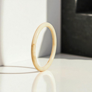 Brazalete de Resina Ecológica de Alta Calidad, Joyería de Resina Tradicional Hecha a Mano con Alto Brillo para Mujer, Accesorios de Moda - Product Image 2