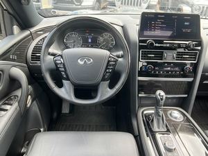 Offre Spéciale : Infiniti QX80 Sensori 4x4 d'occasion 2023 - Prêt à être expédié - Product Image 2