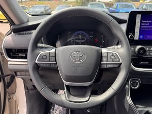 Usado 2024 Toyota Grand Highlander XLE AWD - Product Image 5