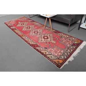 Alfombra Turca de 3.2x9.4 pies, Alfombra Vintage, Alfombra de Lana con Diseño de Camuflaje Rojo - Product Image 2