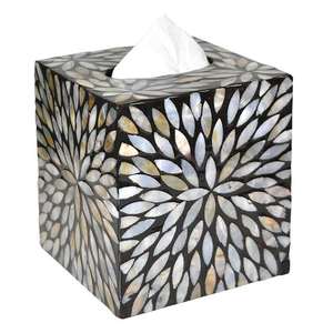 Boîte à mouchoirs fantaisie en nacre naturelle, fabriquée à la main par des artisans. - Product Image 2