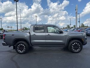 ใช้2024นิสสันชายแดน PRO-4X ลูกเรือ4WD รถแท็กซี่ - Product Image 2