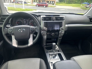 Vehículo Todoterreno 4x4 Usado 2024, Automático, Gasolina, Alto Rendimiento, para Exportación, Excelente Estado, Listo para Enviar - Product Image 3