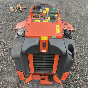Chargeuse compacte Ditch Witch SK800 la plus vendue - Product Image 6