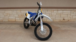 NOUVELLE <span class=keywords><strong>MOTO</strong></span> <span class=keywords><strong>HUSQVARNA</strong></span> FX 350 HERITAGE - <span class=keywords><strong>Moto</strong></span> tout-terrain - Product Image 3