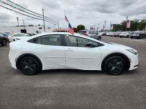 Prius Prime SE FWD 2024 con bajo kilometraje y precio asequible, en stock, listo para envío. - Product Image 4