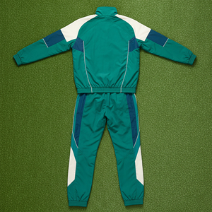 ชุดสตรีทแวร์ผ้าไนลอนน้ำหนักเบามีฮู้ดสำหรับสตรีทแวร์มีซิปบล็อกแผงมีซิป100% ออกแบบได้ตามต้องการ - Product Image 2