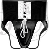 Protège-glandes en cuir pour boxe, arts martiaux et Muay Thai, disponible en couleurs personnalisées et avec différents designs.