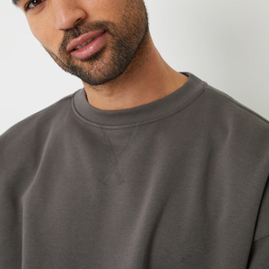 เสื้อสเวตเตอร์คอกลมผ้าฟลีซสำหรับผู้ชายเสื้อสเวตเตอร์คอกลมผ้าคอตตอนสีเทาแบบปรับขนาดได้สำหรับผู้ชายและ100% - Product Image 4