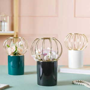Handmade Decorative Luxury Metal Wire Flower <b>Vase</b> Gold Powder Coating Finishing Unique Design Round Shape for Home Decoration - Product Image 3