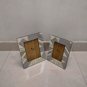 Cadre photo en bois massif carré léger écologique couleur personnalisée A4 8x10 Noyer rustique Art mural pour mariage/anniversaire - Product Image 1