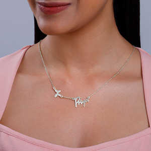 Collar de mariposa de plata personalizado Colgante de moda con diseño bonito - Product Image 1