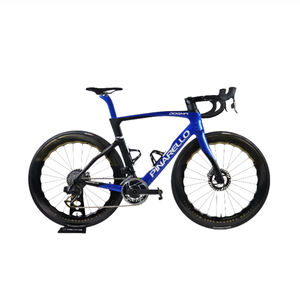 Bicicleta de Carretera Dogma F 2024 Roja eTap AXS 2x12 velocidades, Nueva, de Alta Velocidad - Product Image 5