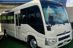 Toyota Coaster COASTER PATROL 23-30 Pasajeros en Excelente Estado de Alta Calidad en Venta, Auto Usado con Volante a la Izquierda - Product Image 3