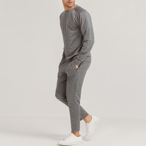 2025กันเหงื่อสำหรับผู้ชายชุดออกกำลังกายแขนยาวสำหรับฤดูหนาวออกแบบใหม่สีพื้นออกแบบได้เอง - Product Image 5