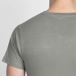 เสื้อยืดพิมพ์ลายกราฟิกผู้ชาย ดีไซน์ล่าสุด เสื้อยืดลำลองแขนสั้นพิมพ์ลายกราฟิก เสื้อยืดพิมพ์สีตามสั่ง พร้อมโลโก้ตามสั่ง - Product Image 5