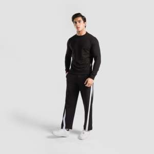 Sudadera Deportiva Negra Premium con Bordado 3D y Estampado de Araña en Serigrafía/Silicona, Talla XL - Product Image 4