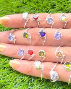 Anillo Chapado en plata de latón amatista natural, joyería bohemia de latón, forma redonda, anillo llamativo de piedras preciosas curativas, regalo para ella - Product Image 1