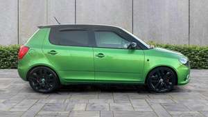 SKODA FABIA 1.4 d'occasion 2011, conduite à gauche/droite - Product Image 2