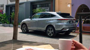 T 0 Y 0 T A V e n z a Car 2.0L CVT 2WD Vehículos de gasolina de lujo Premium Coches nuevos para adultos Ciencia Automóvil - Product Image 4