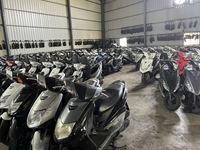 Tayvan Kullanılmış Yamaha/Kymco/Sym Benzinli Scooterlar Motosikletler-4 Zamanlı Hava Soğutmalı 50CC SC001 Model Disk Frenli Karışık Renkli İhracat