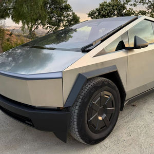 Cybertruck Te-s-la 2024 Usada en Excelentes Condiciones, 600 hp, Motor Dual, Tracción en las Cuatro Ruedas, Capacidad de Conducción Autónoma Total - Product Image 1