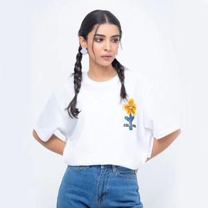 Camisetas blancas de verano para mujer, manga corta, ajuste holgado, tallas medianas a grandes, venta al por mayor, nuevo patrón de impresión con serigrafía - Product Image 2