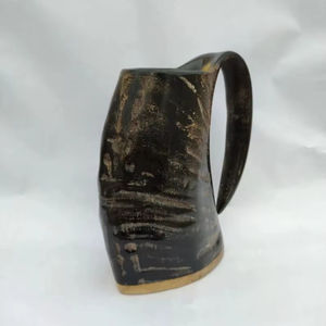 Chopes en corne de buffle polies, cadeaux de mariage pour le témoin, cadeaux de Noël, chopes médiévales pour bière, bière médiévale, chopes à bière nautiques, vikings, pour les garçons d'honneur - Product Image 1