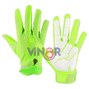 Gants de receveur de football américain en cuir personnalisés pour adultes et jeunes, imperméables, de haute qualité, fabriqués au Pakistan - Product Image 3