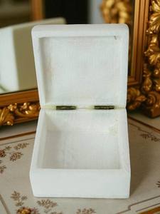 Joyero de mármol cuadrado moderno hecho a mano de primera calidad del fabricante indio, accesorios de almacenamiento de piedra de lujo competitivos - Product Image 2