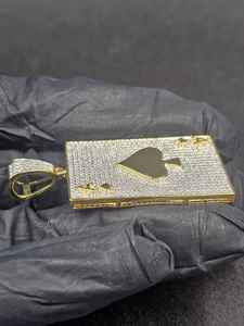 Colgante de Moissanita As de Espadas con Diamante Redondo de Plata 925 Bañada en Oro para Fiesta, Joyería Fina, Colgantes y Dijes - Product Image 2