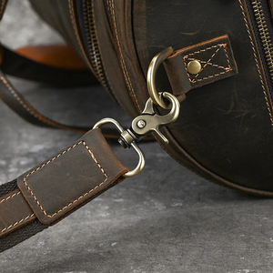 Sac polochon de sport étanche de grande capacité avec fermeture éclair logo personnalisé pliable à des prix abordables sac de sport de voyage pour le sport en voyage - Product Image 6