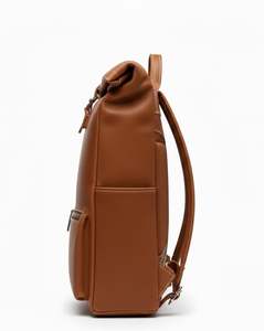 Sac à dos en cuir véritable de qualité supérieure pour hommes |   Sac à dos vintage marron pour voyage et ordinateur portable avec poches avant à fermeture éclair - Product Image 3