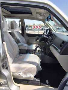 Mitsubishi Pajero Montero GLS 3.5L Gasolina Automático USADO EN EXCELENTES CONDICIONES - Product Image 3
