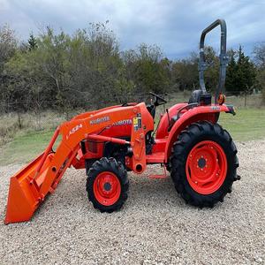 Mini chargeur Kubota utilitaire de qualité supérieure tracteur choix parfait pour l'agriculture et la construction - Product Image 6