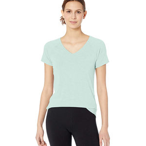 T-shirt femme de haute qualité Design personnalisé T-shirt imprimé pour les femmes Logo personnalisé Streetwear chemises respirantes femmes en gros - Product Image 1