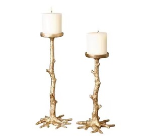 Soporte de vela dorado antiguo Diseño decorativo real para decoración clásica del hogar Bodas y espacios festivos tradicionales - Product Image 6