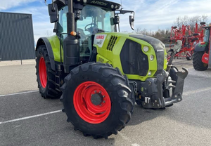 รถแทรกเตอร์ขนาดเล็กอเนกประสงค์สำหรับการเกษตร Claas Arion 610 (ST17482) 140 แรงม้า ระบบขับเคลื่อน 4 ล้อ เกียร์อัตโนมัติ พร้อมปั๊มขับเคลื่อน - Product Image 3