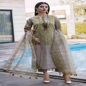 Charizma marca bordado césped 3 piezas Casual mujer musulmana vestido de novia bordado pesado trabajo diseños modernos indio - Product Image 3