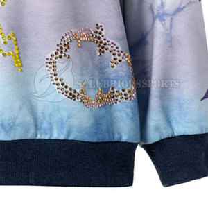 เสื้อสเวตเชิ้ตโอเวอร์ไซส์แฟชั่นสำหรับผู้หญิงฤดูหนาว พิมพ์ลายถักประดับคริสตัลด้านหน้า โลโก้สั่งทำได้ ระบายอากาศได้ดี สไตล์สตรีทแวร์ - Product Image 6