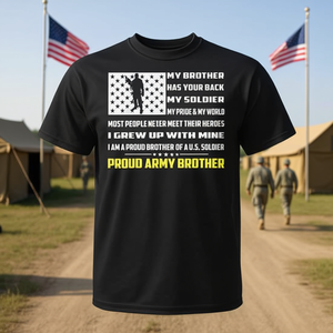 T-shirt « Mon frère soldat héros, j'ai la tienne » – Vêtement promotionnel inspiré de l'armée et de l'héroïsme militaire - Product Image 3
