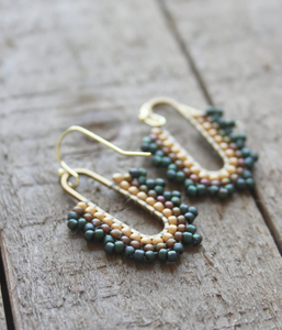 Joyería Artesanal de Moda, Joyería Boho, Aros con Cuentas - Product Image 2