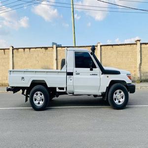 Excelente Estado, Usado, para Pickup 4x4 2021, Emisión Euro IV, Cuero, Volante a la Izquierda, Faros LED, Techo Solar - Product Image 2