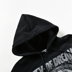 Sweat-shirt vintage délavé à l'acide Sportish Impex, impression DTG lourde, poignets et déchirures usés, pour hommes - Product Image 4