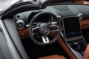 Mercedes-Benz AMG SL63 2023 certifiée, propre et en bon état - Product Image 3