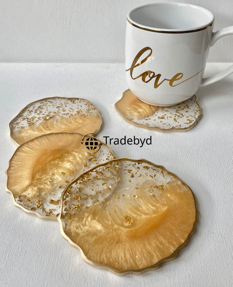 Available in different colors