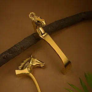 Poignée de porte en métal industriel robuste avec design cheval et finition chromée satinée pour usage commercial pour la vente à l'exportation - Product Image 3