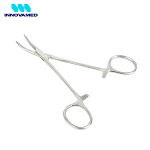 Pinzas Quirúrgicas Manuales de Acero Inoxidable en Forma de Codo de 12.5 cm de Calidad INNOVAMED, Uso Hospitalario, Abrazadera de Plástico, Certificación CE Clase I - Product Image 2